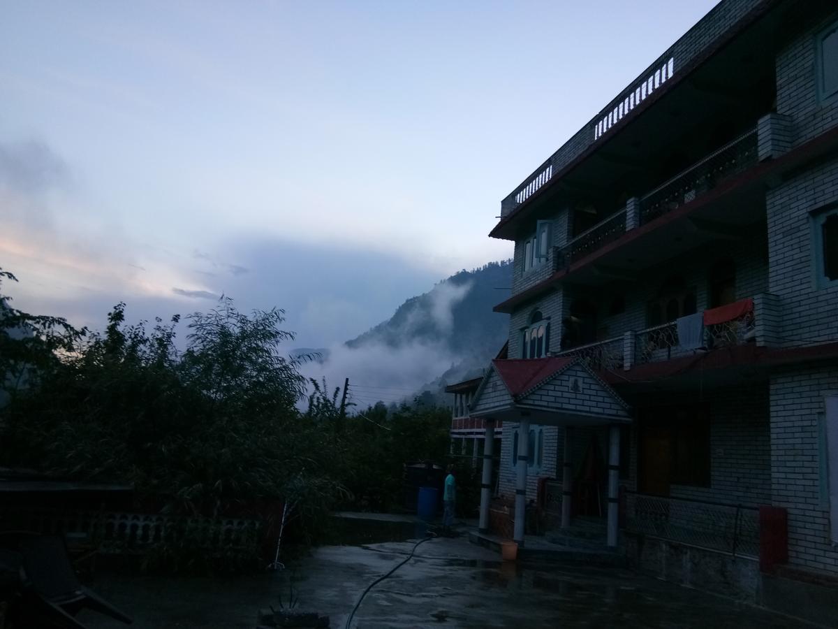 Moksha Hotel Kasol Extérieur photo
